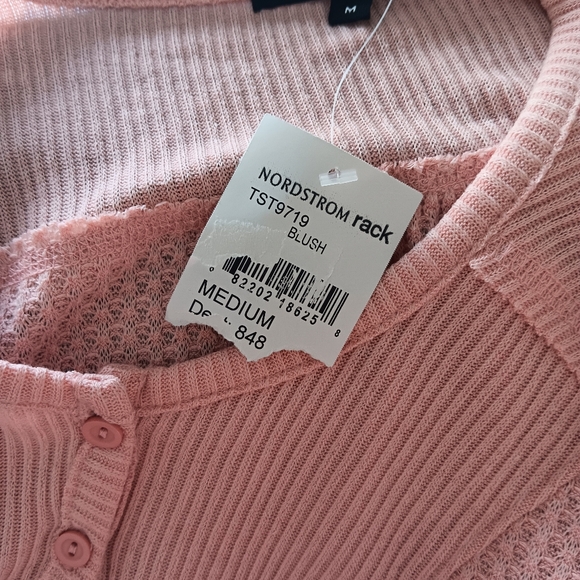 Nordstrom Rack Blush Pink Ribbed Waffle Knit Henley Top, Size Medium - Picture 5 of 5